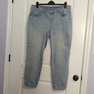 Rue21 light wash jeans